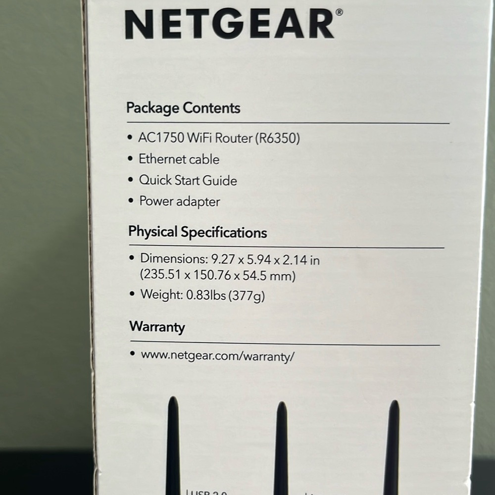 NetGear WiFi Router - Picture 6 of 8